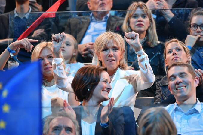 Brigitte Macron était ce lundi 17 avril à Bercy pour soutenir son mari, en meeting