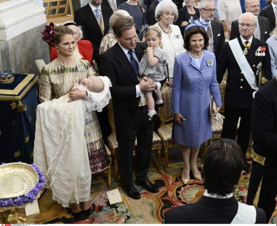 Prince Nicolas aux côtés de ses parents, sa soeur, et ses grands-parents maternels 
