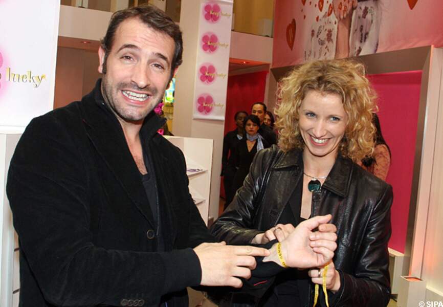 Jean Dujardin et Alexandra Lamy lancent les porte bonheur Keep Lucky en 2005