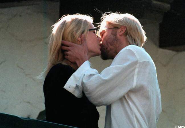 Brad Pitt et Gwyneth Paltrow s'embrassent fougueusement en Argentine en 1996