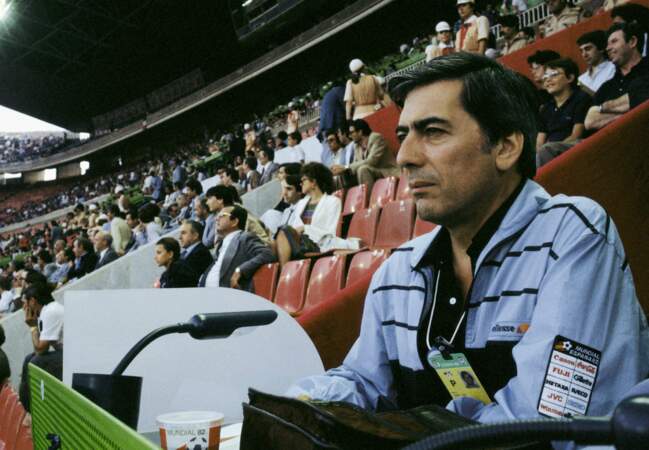 Mario Vargas Llosa pendant la Coupe du monde de football de 1982