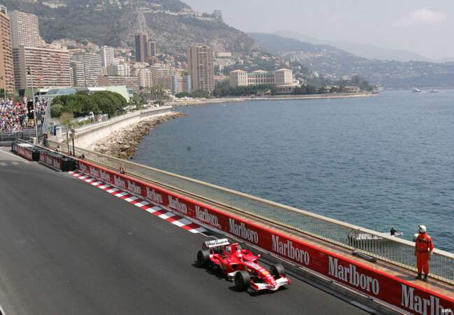De 2000 à 2004, le Baron Rouge écrase tout sur son passage comme ici à Monaco
