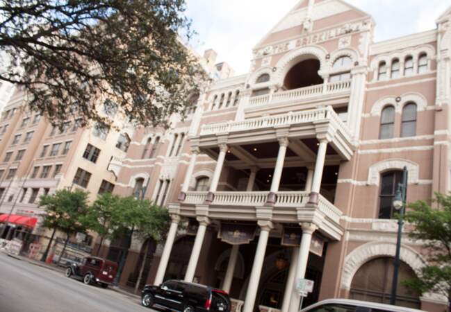 Le Driskill Hotel, dans le centre ville d'Austin, garde le cachet du 19e siècle 
