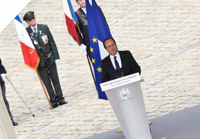 Le président Hollande rend hommage à l'ancien ministre