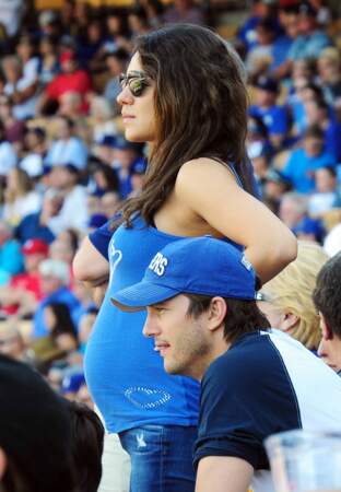 Mila Kunis, future maman épanouie