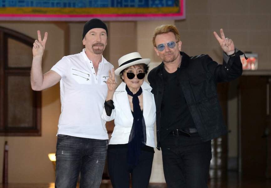The Edge, Yoko Ono et Bono