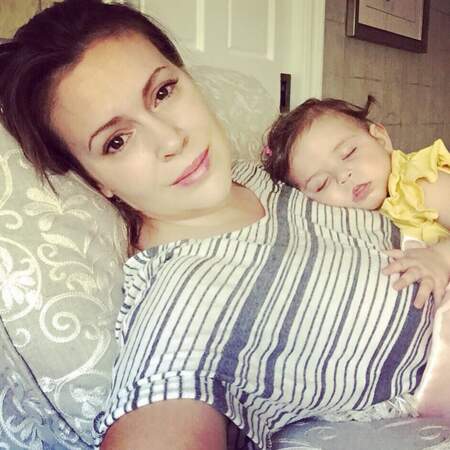 Alyssa Milano et son deuxième enfant Elizabella, bientôt 1 an