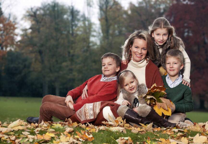 Mathilde et ses enfants: Elisabeth, Gabriel, Emmanuel et Léonore