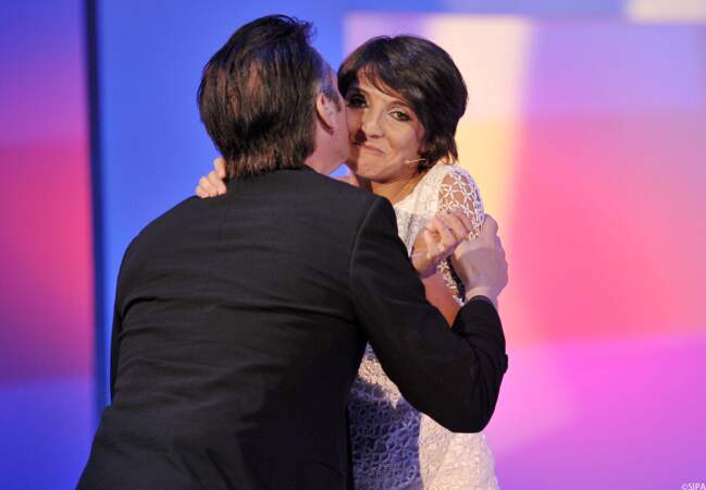 2009 : Florence Foresti, embarrassée d'être embrassée par Sean Penn