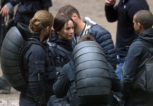 Katniss, elle, se prépare à l'assaut avec ses camarades