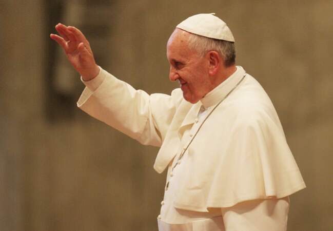 Le pape François, nouveau souverain pontife et "ascète des pauvres"