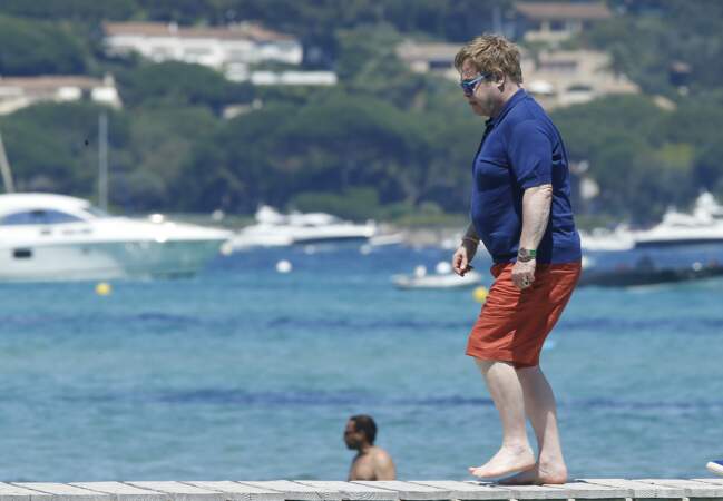 Elton John retrouve ses quartiers d'été à Saint-Tropez