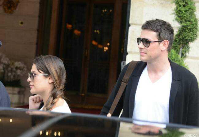 Lea Michelle et Cory Monteith quittent leur hôtel parisien en 2012