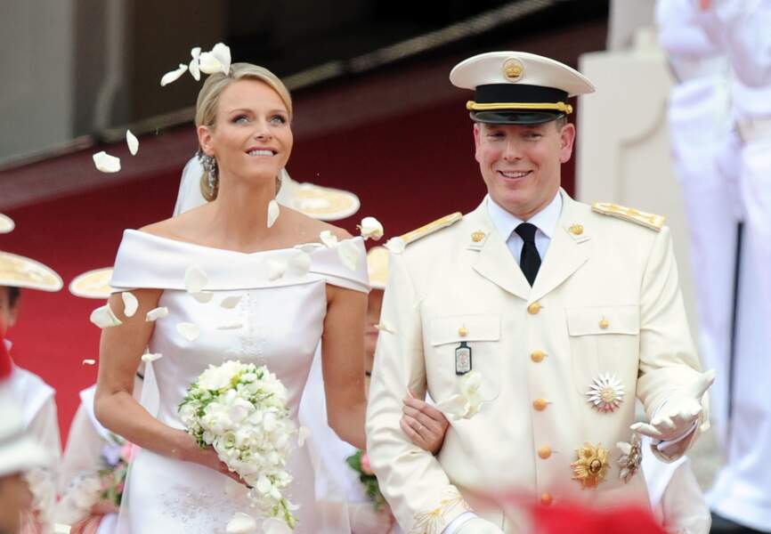 2 juillet 2011 Albert de Monaco épouse Charlène civilement