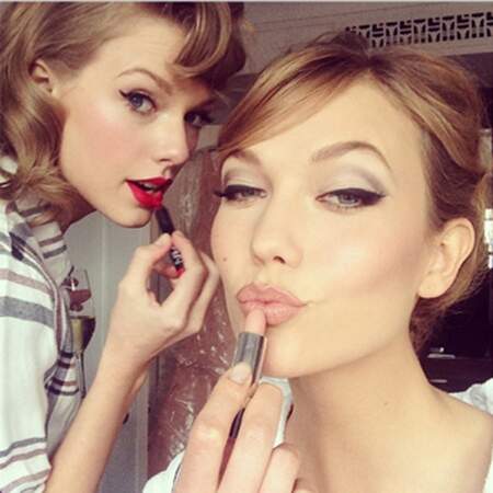 Séance make-up avec Karlie Kloss et Taylor Swift
