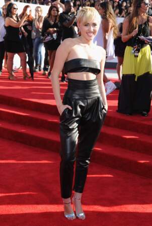 Miley Cyrus en Alexandre Vauthier Haute Couture 