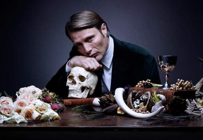 L'acteur interprète actuellement la jeunesse de Hannibal Lecter, dans la série "Hannibal" sur NBC
