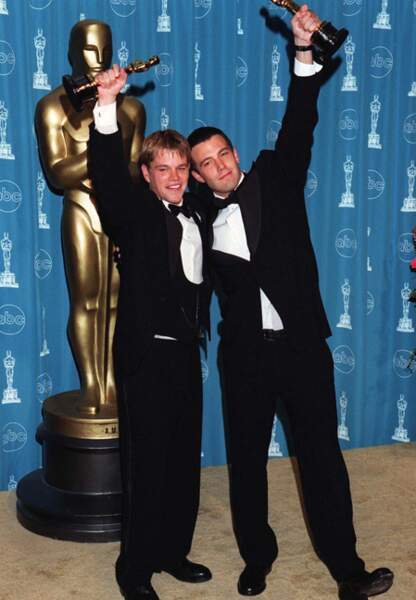 Ils reçoivent l'Oscar du meilleur scénario en 1998 pour Will Hunting 