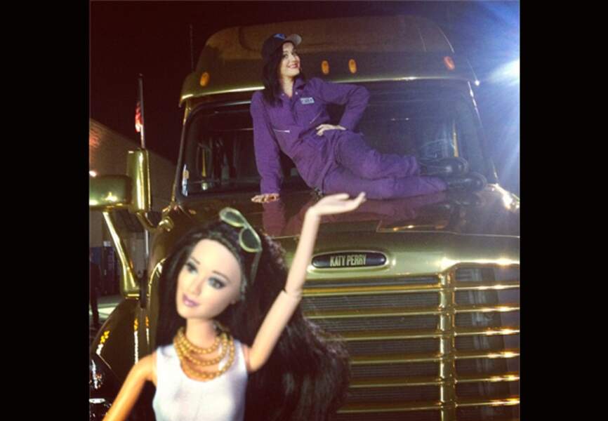 Katy Perry et sa poupée