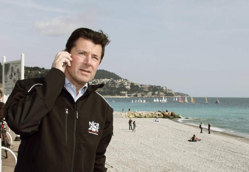 Pour Christian Estrosi, maire de Nice, la plage n'est pas que synonyme de vacances