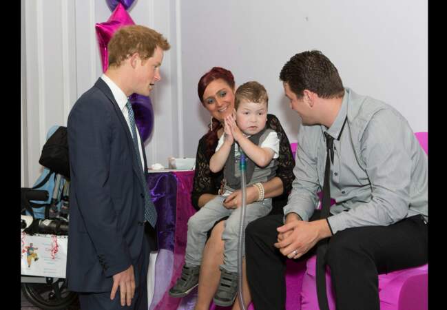 Le prince Harry salue le courage de Carson Hartley, 4 ans