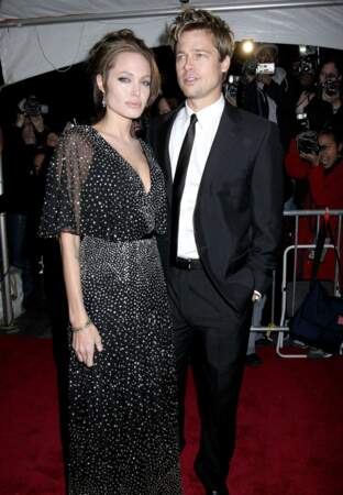 Leur relation officialisée en 2006, Brad et Angie forme le couple glamour par excellence 