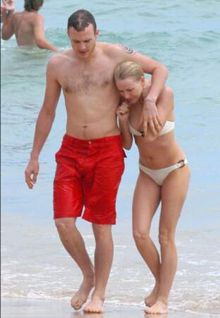 Heath Ledger et Naomi Watts en 2003 à Bondi Beach