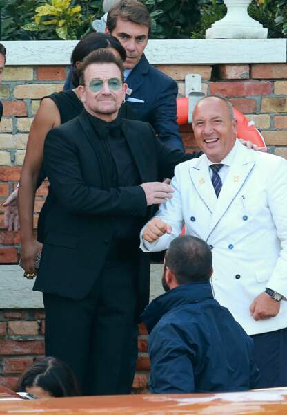 Le chanteur du groupe U2, Bono
