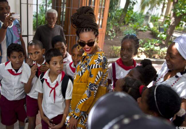 Les enfants d'une école sont ravis de la venue de Beyoncé