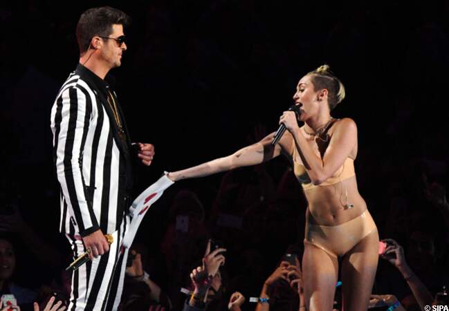 Robin Thicke et Miley Cyrus dans une chorégraphie très hot