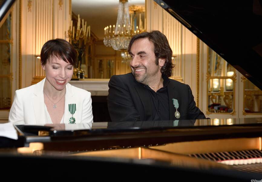 André Manoukian et Jeanne Cherhal interprètent un air de "Peau d'Ane" au piano