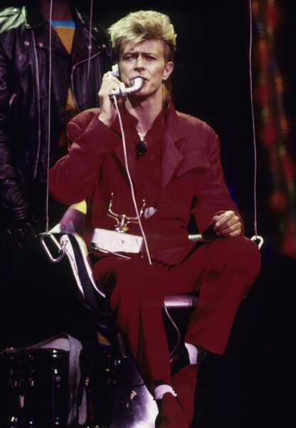 Fin des années 80, David Bowie prend la pose à New-York