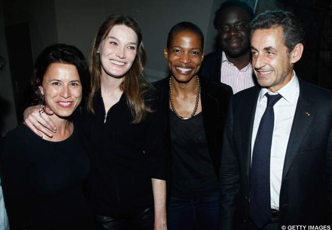 Carla Bruni avec Delphine Burkli et Nicolas Sarkozy