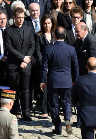 François Hollande salue les proches de Dominique Baudis