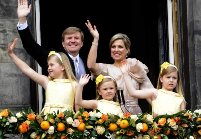 Willem-Alexander et Maxima et leurs filles Catharina-Amalia, Ariane, et Alexia