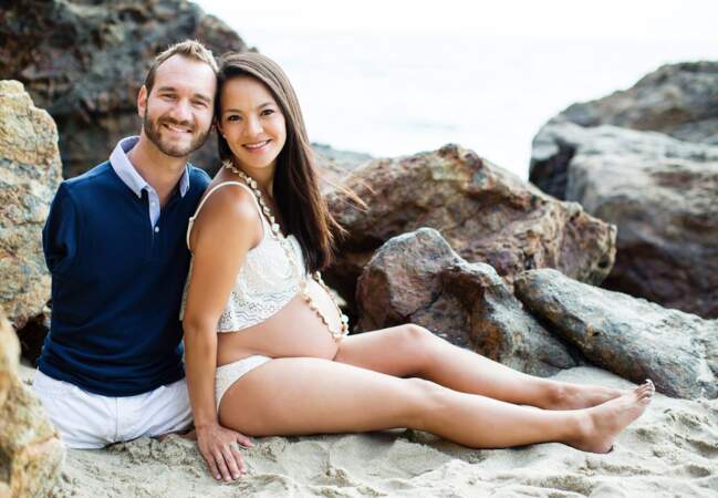 Nick Vujicic et sa femme Kanae, enceinte de leur deuxième enfant