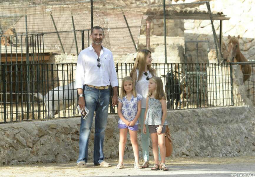 Leurs filles Leonor et Sofia ont pu visiter une ferme