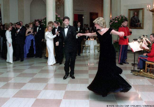 Lady Diana danse avec John Travolta