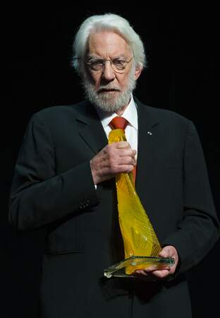 Donald Sutherland et sa nymphe de cristal