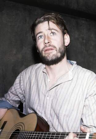 Peter O'Toole joue de la guitare en 1963