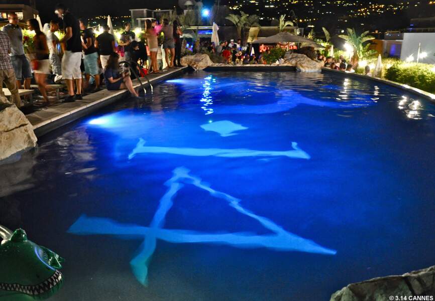 La piscine vue de nuit