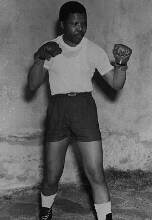 Nelson Mandela a pratiqué la boxe dans sa jeunesse