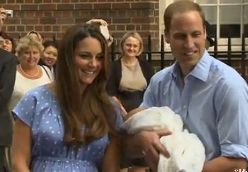 Kate et William étaient heureux de présenter leur enfant