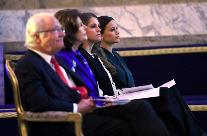 Le roi Carl-Gustav, la reine Silvia, Madeleine et Sofia de Suède lors du Global Child Forum