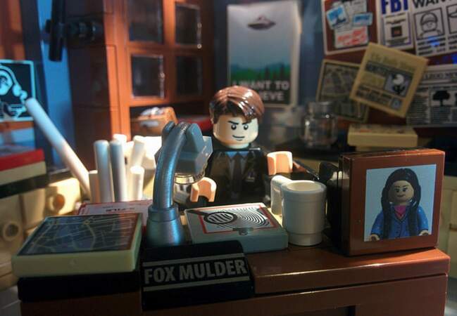 Mulder à son bureau
