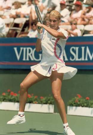 En 1990, Monica Seles rafle tout et séduit avec son look frais 
