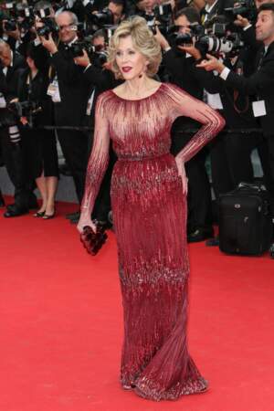 Jane Fonda en pochette Gucci et bijoux Chopard