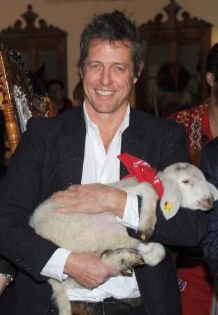 Un charmant acteur + un agneau= trop mignon