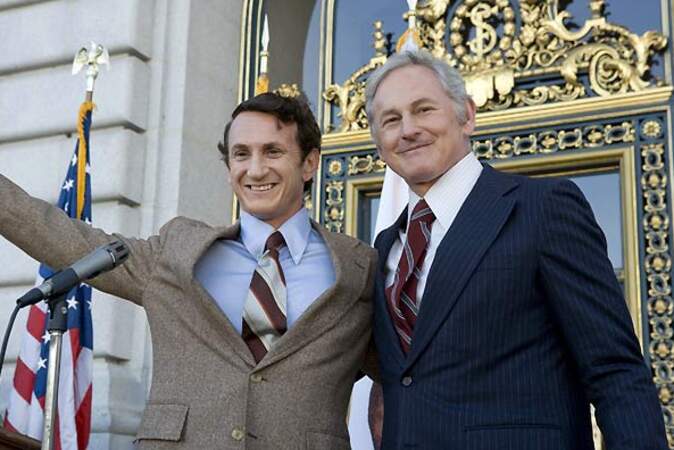 En 2008, Sean Penn retrace la vie d'Harvey Milk. Sean Penn est récompensé par un Oscar