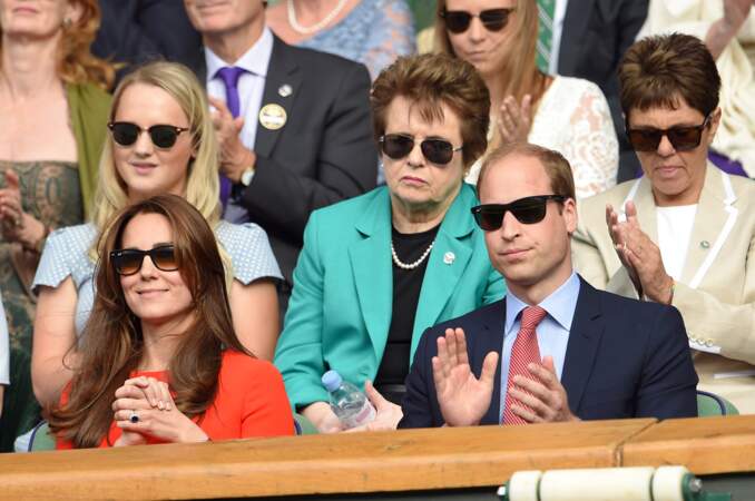 Kate en orange et William avec sa cravate dans des tonalités similaires à Wimbledon en juillet 2015